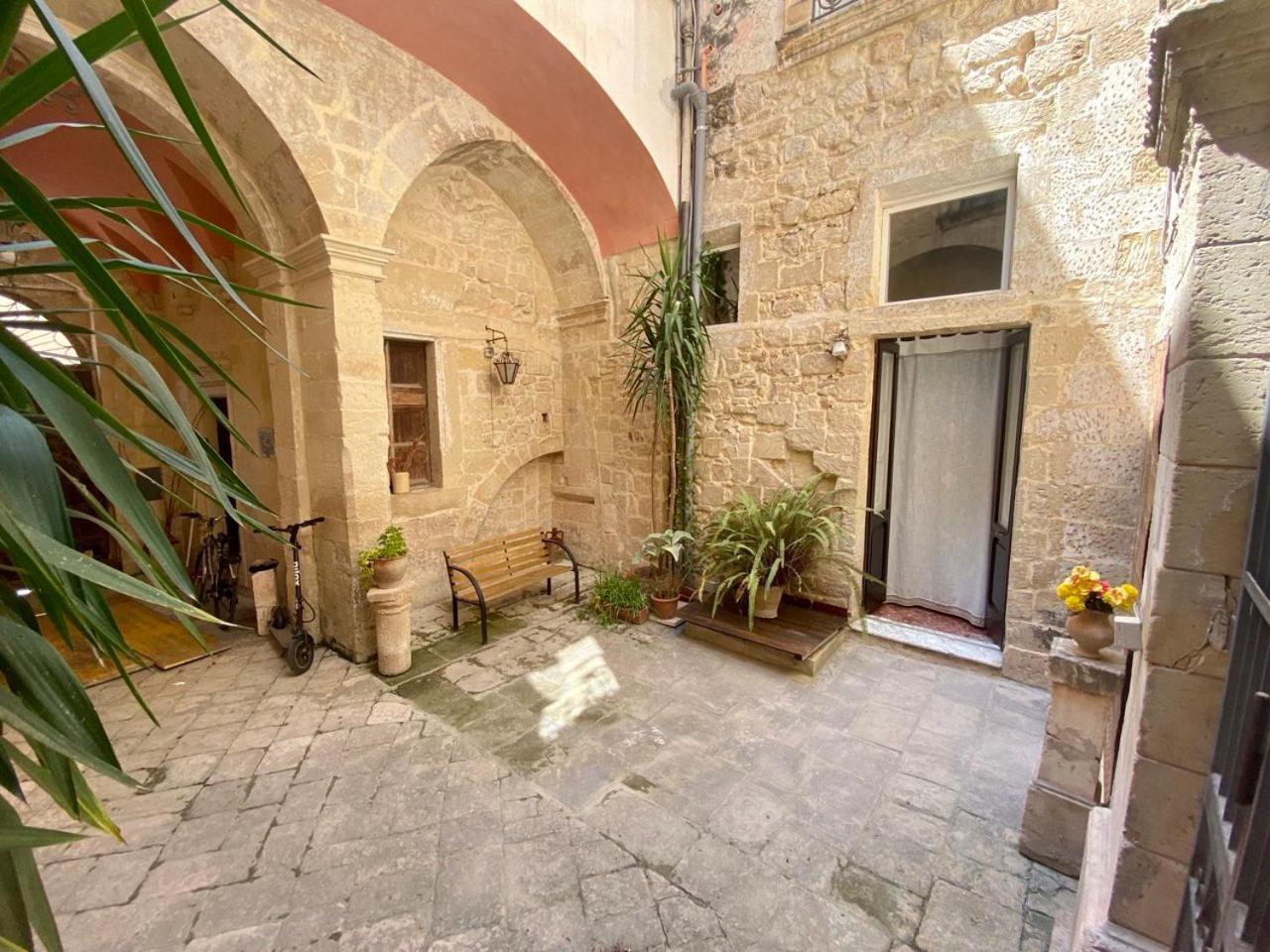 Antica Lecce Apartment Ngoại thất bức ảnh